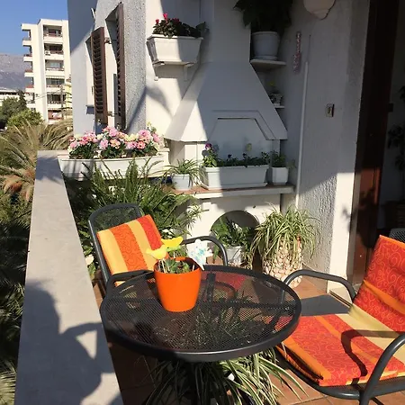 Palm Terrace Apartamento *