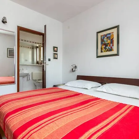 Palm Terrace Apartamento *